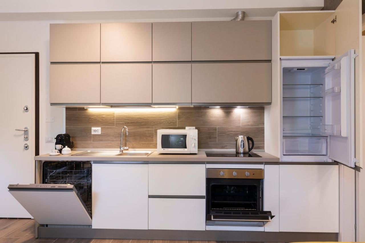 West Milan - Modern And Comfortable Apartment Exterior foto